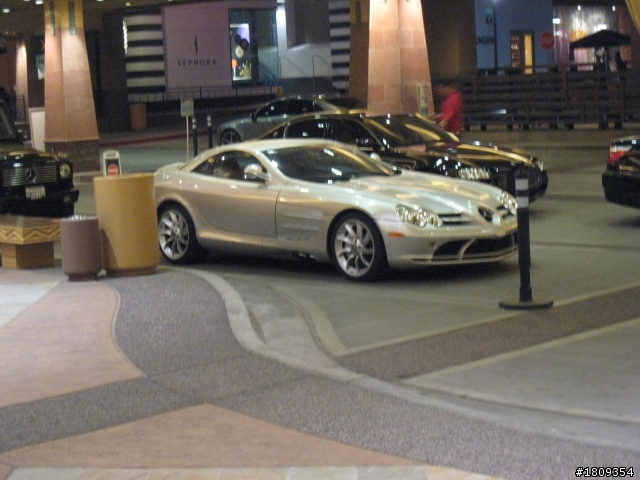 鳳凰城三 BMW 650i 與 眾超跑