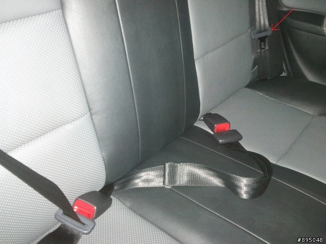 VIOS 後座安全帶扣環?(有圖)