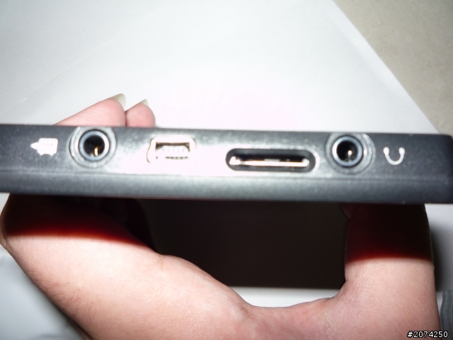 (開箱)昂達VX580A小型Android平板電腦,MP5
