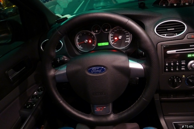 【開箱文】老款鋼炮 遲到許久的開箱文 FORD FOCUS ST(更新內裝相片)