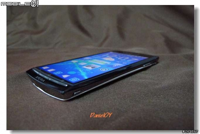 SE Xperia Arc S (W) 開箱文~圖多小心!