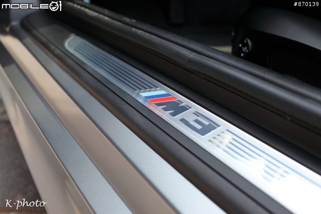 E92 M3 coupe 消光灰開箱 partII(圖多)