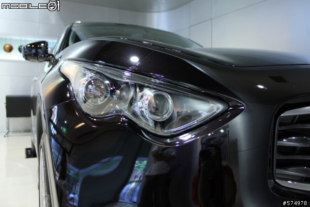 Infiniti FX35 V-Spec 冠軍特仕車
