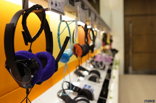 美好的故事正要開始 Sony Store台中 正.式.登.場