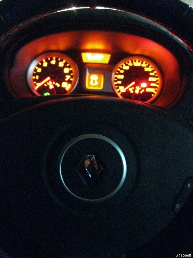 Renault Clio Sports F1 R27 開箱文