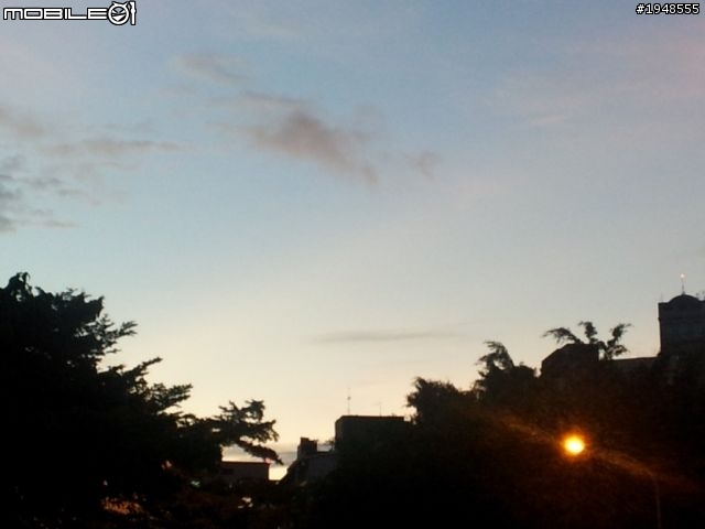 SII 蓋樓蓋到天空去
