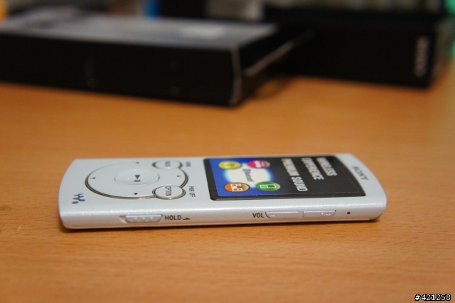 <搶先開>SONY WALKMAN NWZ-S764 白色