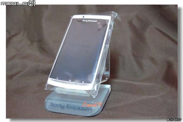 SE Xperia Arc S (W) 開箱文~圖多小心!