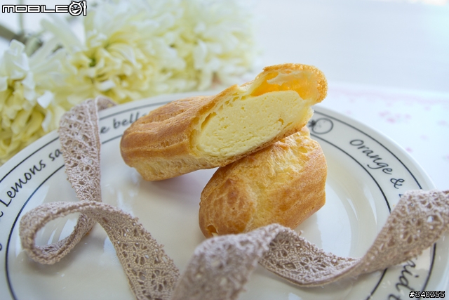 小惡魔今日下午茶-IS COFFEE艾克蕾泡芙與月餅(100/9/5)