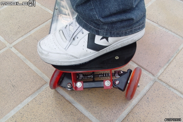 DIY 超迷你載具~太陽能滑板車