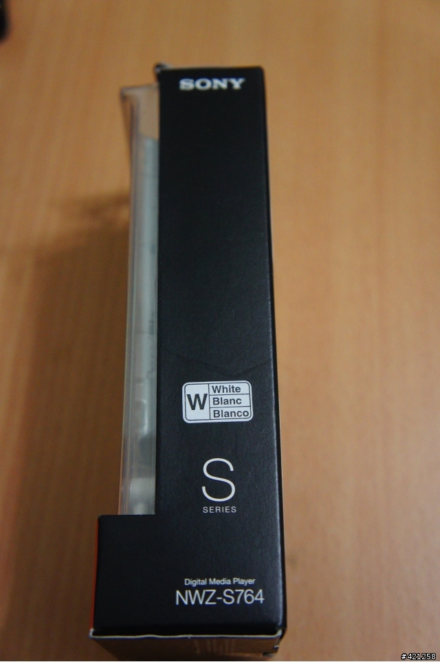 <搶先開>SONY WALKMAN NWZ-S764 白色