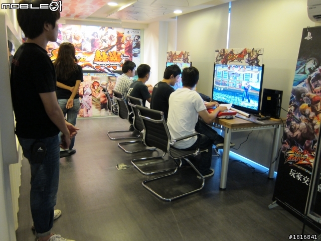 PlayStation【快打旋風X鐵拳】夢幻格鬥祭典 高雄場小市民不負責報導心得