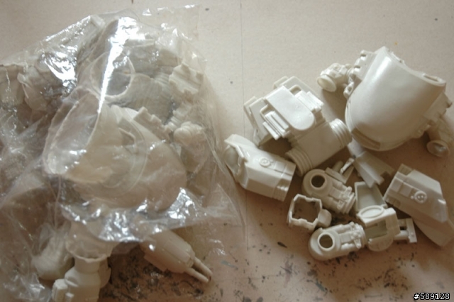 【MEDONI作品】ED-209 GK動態重現 (1987 Robocop 機器戰警)