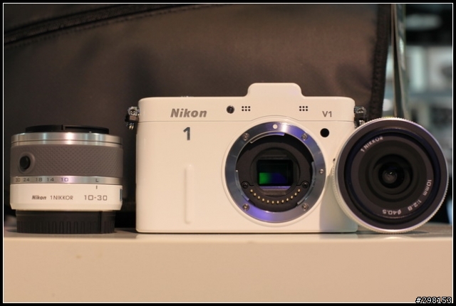 NIKON V1 展示機店面鋪貨與實拍圖
