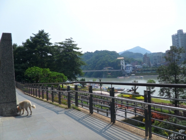 她,就是省道一姐!張拉拉環島初體驗。