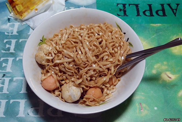 友情援助的家鄉味~阿舍乾麵