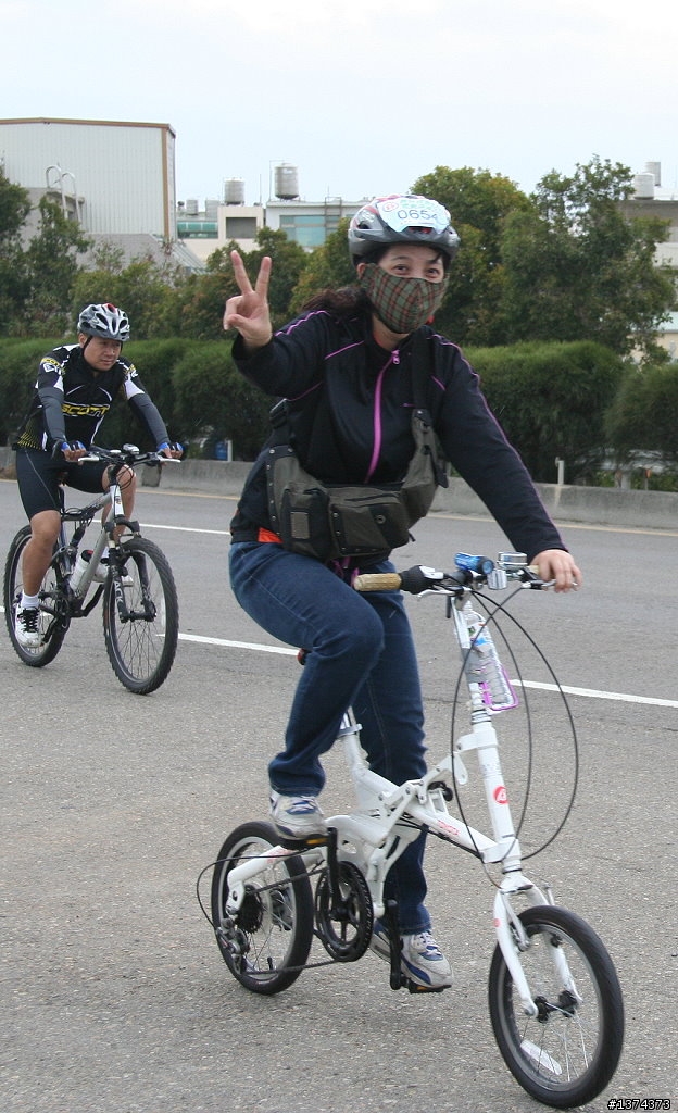 風中騎緣~1002西濱行剪影