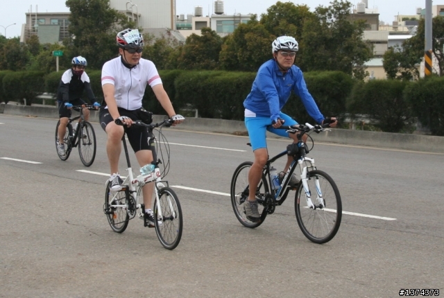 風中騎緣~1002西濱行剪影