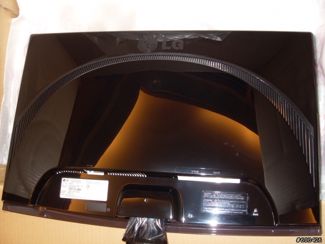 窮人的27吋螢幕 LG C275WT-PF 開箱文