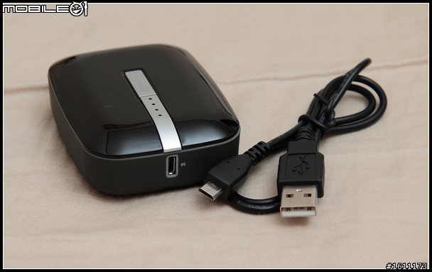 【分享】CHOIIX 5600mAh行動電源(黑苺9700、HTC野火機隨時能量滿滿)