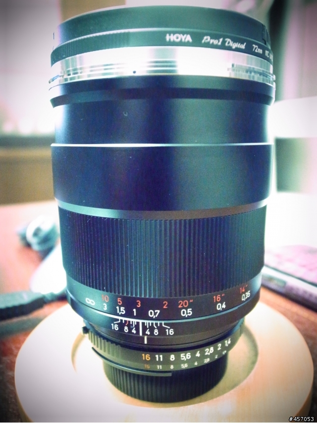 我終於把妳娶進來....Carl Zeiss Distagon 1.4/35 ZF.2 T*