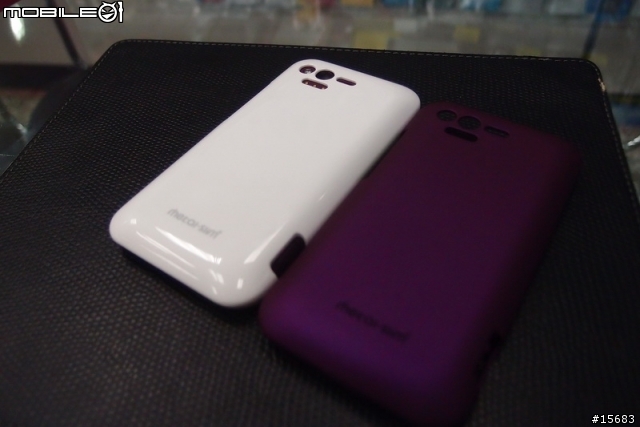 HTC Rhyme 嫣紅紫 開箱分享