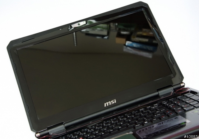遊戲與影音兼具的高規格筆電 - msi Gaming GT683R入手解析
