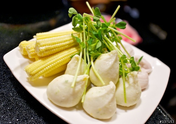 【美食】肉食者的天堂_好食多涮涮鍋