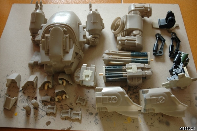 【MEDONI作品】ED-209 GK動態重現 (1987 Robocop 機器戰警)