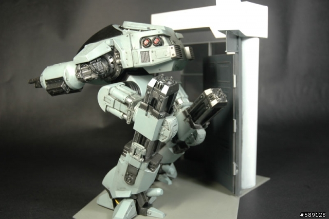 【MEDONI作品】ED-209 GK動態重現 (1987 Robocop 機器戰警)