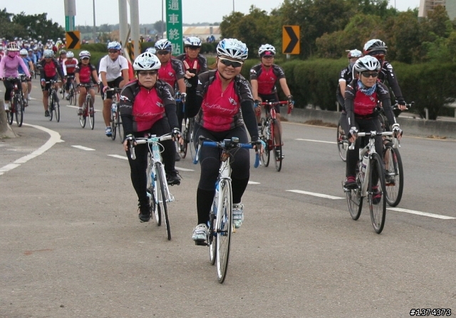 風中騎緣~1002西濱行剪影