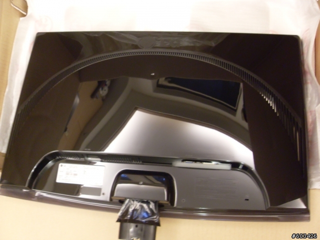 窮人的27吋螢幕 LG C275WT-PF 開箱文