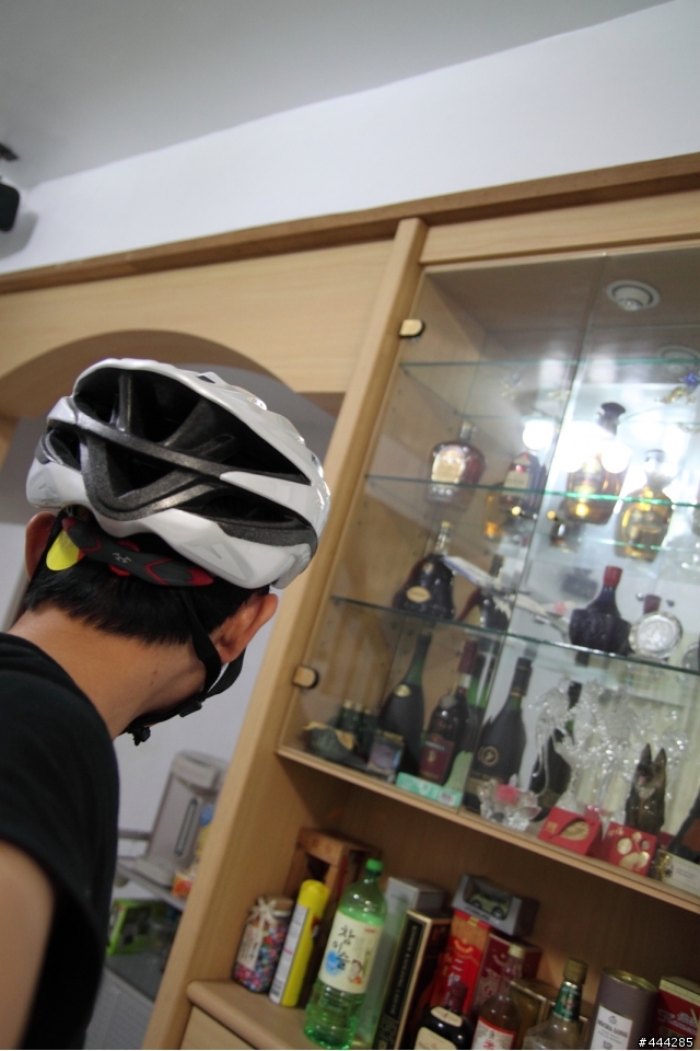 終於買安全帽了! OGK LEFF開箱啦!! XD