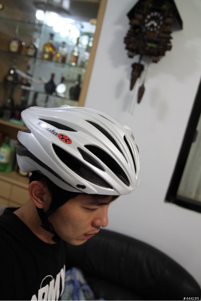 終於買安全帽了! OGK LEFF開箱啦!! XD