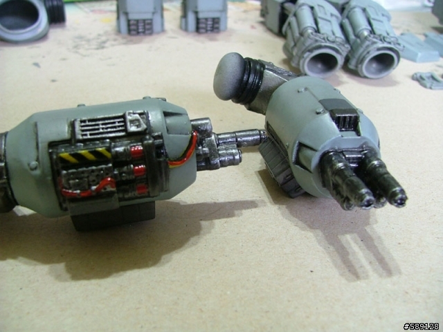 【MEDONI作品】ED-209 GK動態重現 (1987 Robocop 機器戰警)