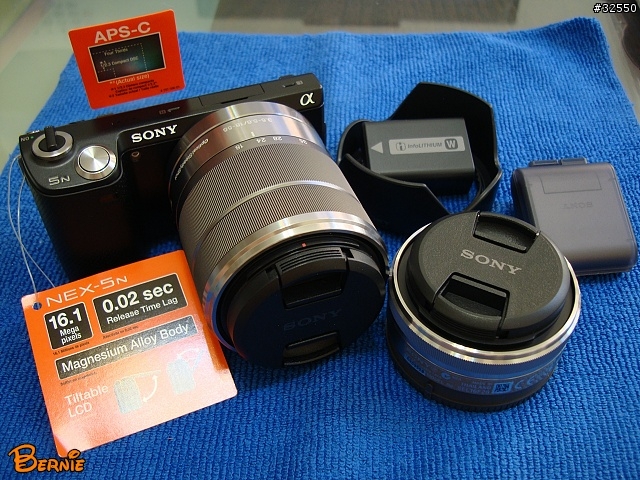 慢很大的 Sony NEX-5N 開箱,小野人背帶上身!