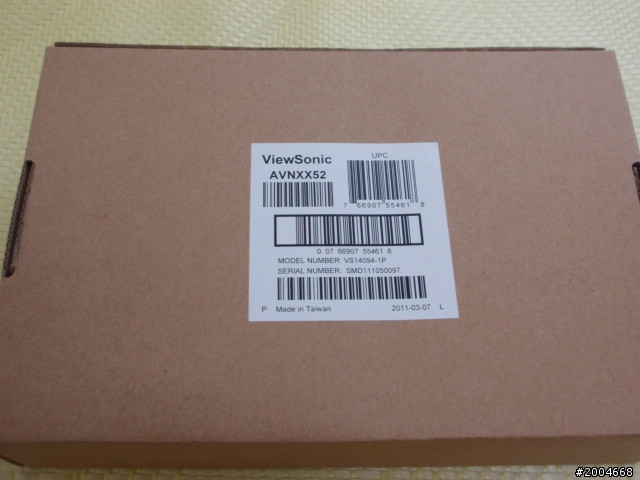 開箱~ViewSonic VT3252~