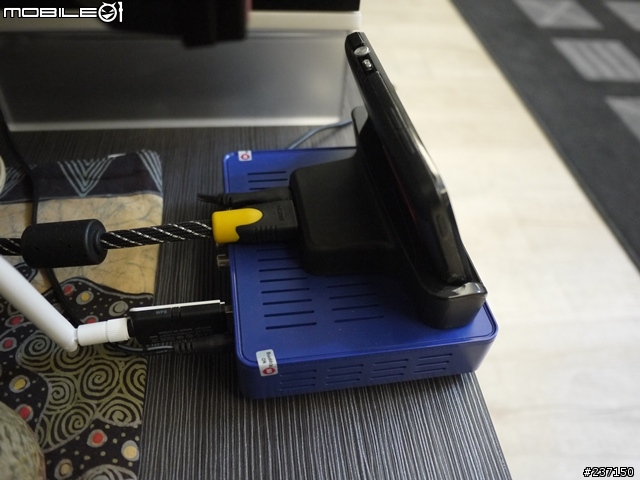 (開箱)KiDiGi USB Cardle with HDMI out for EVO 3D "HDMI輸出充電底座"