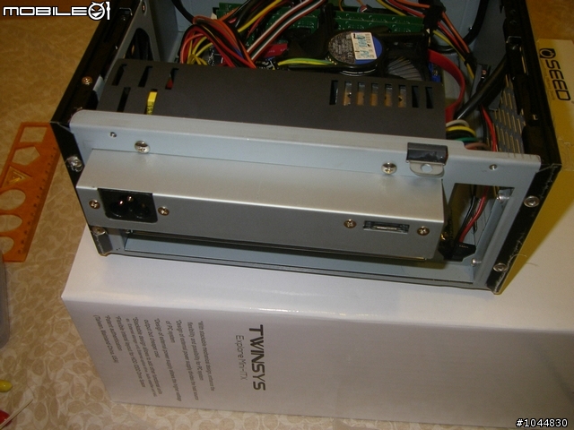 ASRock Z68M + TWINSYS 完美絕配的 ITX HTPC 實現 - 系統組裝