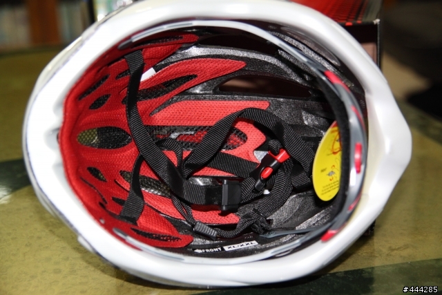 終於買安全帽了! OGK LEFF開箱啦!! XD