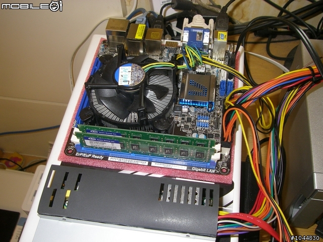 ASRock Z68M + TWINSYS 完美絕配的 ITX HTPC 實現 - 系統組裝