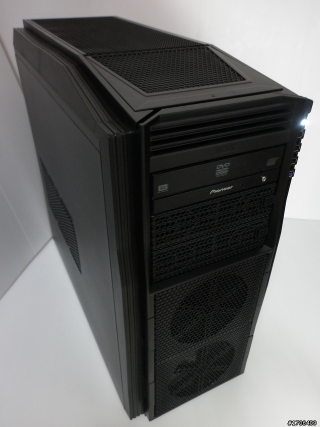 新超暴風成型 NZXT Tempest 410