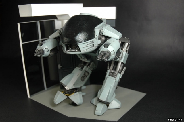 【MEDONI作品】ED-209 GK動態重現 (1987 Robocop 機器戰警)