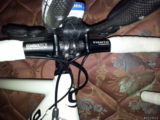 分享~新駒CANNONDALE CAAD10
