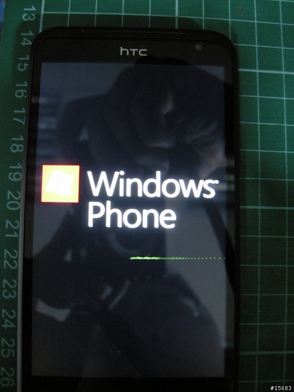 10/23(更新皮套入手)長期分享 HTC TITAN 開箱