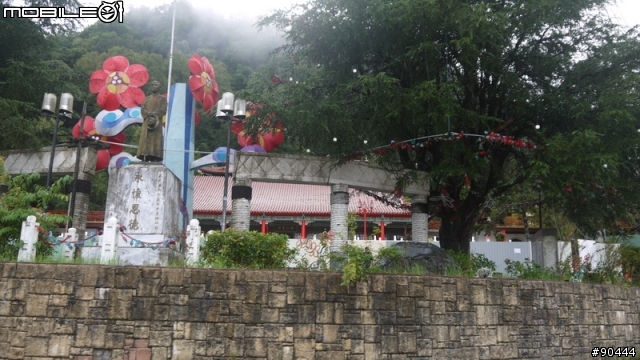 開著MPV上武陵農場一家老小旅遊後感~