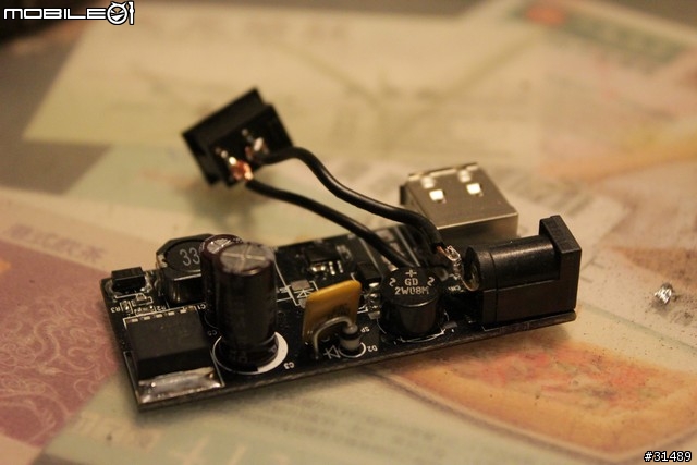 登山車 發電花鼓 頭燈 手機 充電電池 (二)