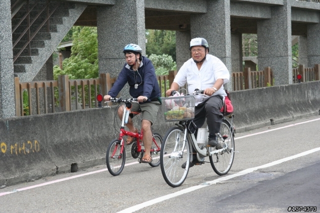 風中騎緣~1002西濱行剪影