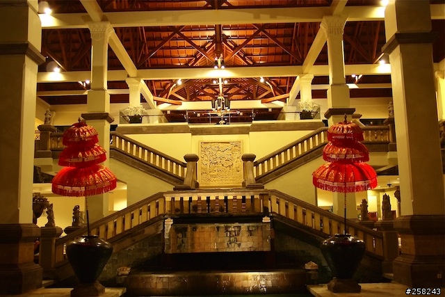 【西西分享】峇里島DAY3---蜜月灣、LULUR SPA、金巴蘭、日航飯店