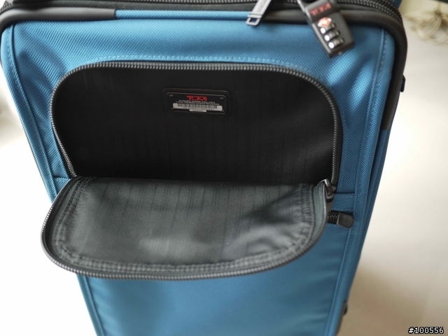 分享-低調中的悶騷-TUMI Alpha 22020 國際標準尺寸登機箱
